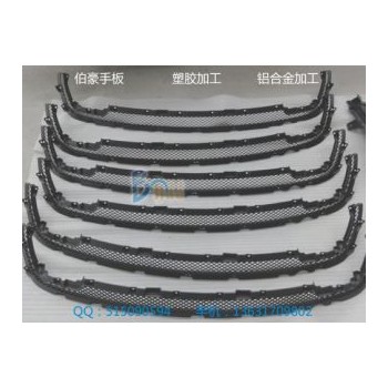 專(zhuān)業(yè)生產(chǎn)全自動(dòng)中空吹塑機(jī)